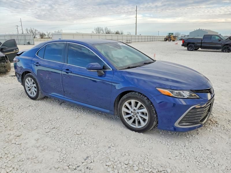 2023 Toyota Camry le
