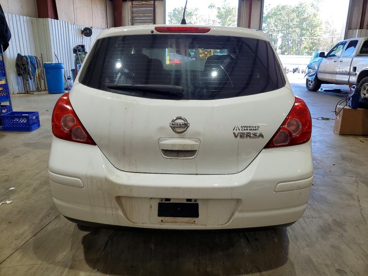 2012 Nissan Versa s