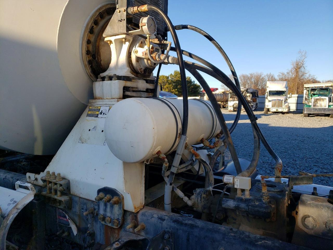 2018 Mack GU813 Ready MIX Truck