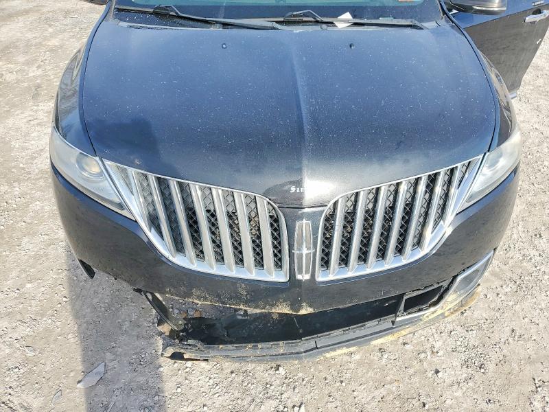 2013 Lincoln Townhouse MKX