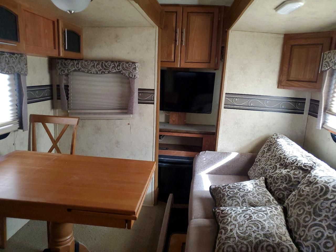 2015 Flagstaff Travel Trailer