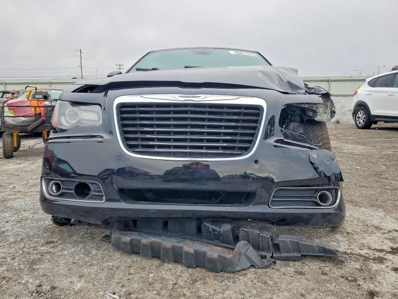 2012 Chrysler 300 s