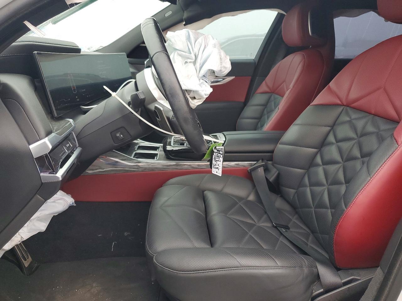 2023 BMW 740 i