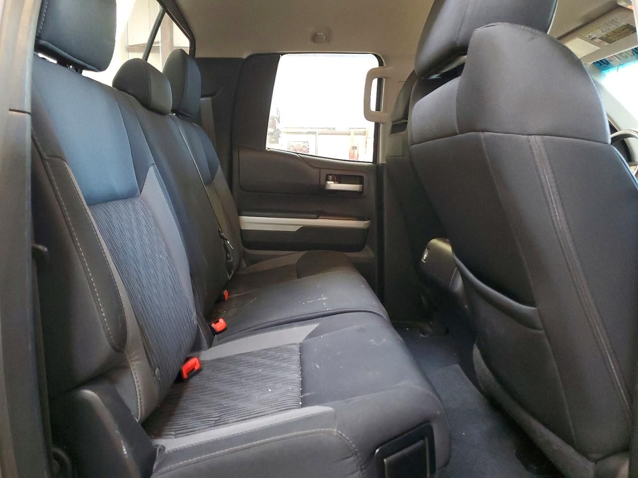 2015 Toyota Tundra Double cab sr