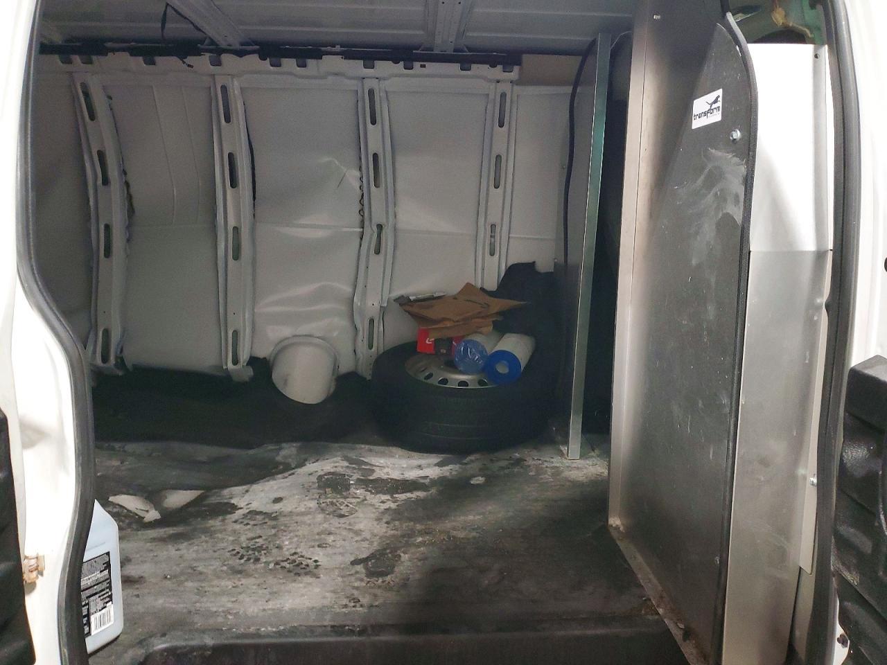 2024 Chevrolet Express G2500