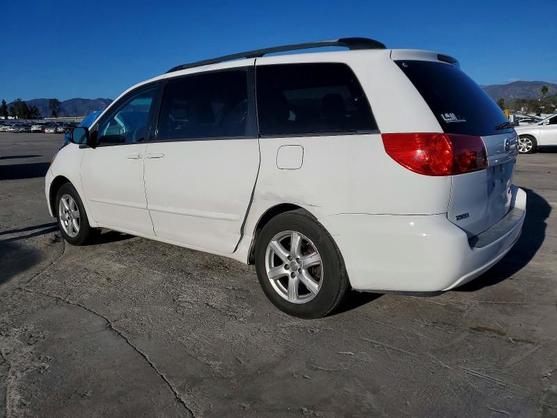 2009 Toyota Sienna ce