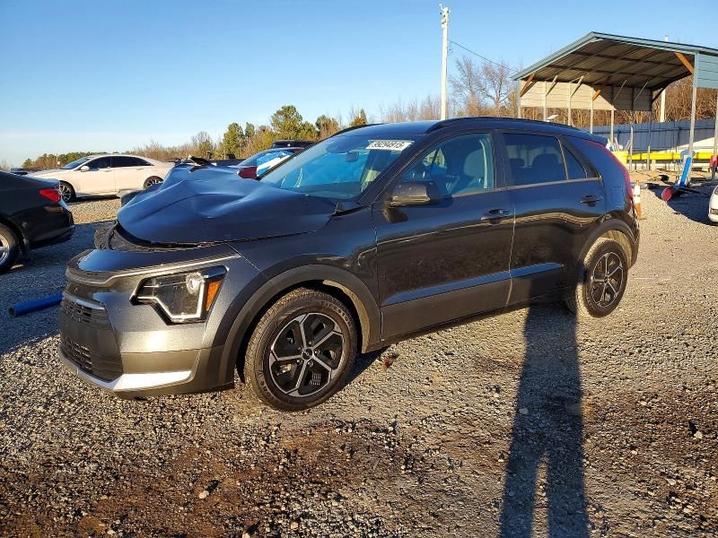 2025 KIA Niro lx