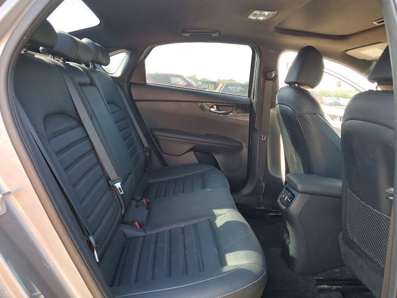 2024 KIA Forte gt Line