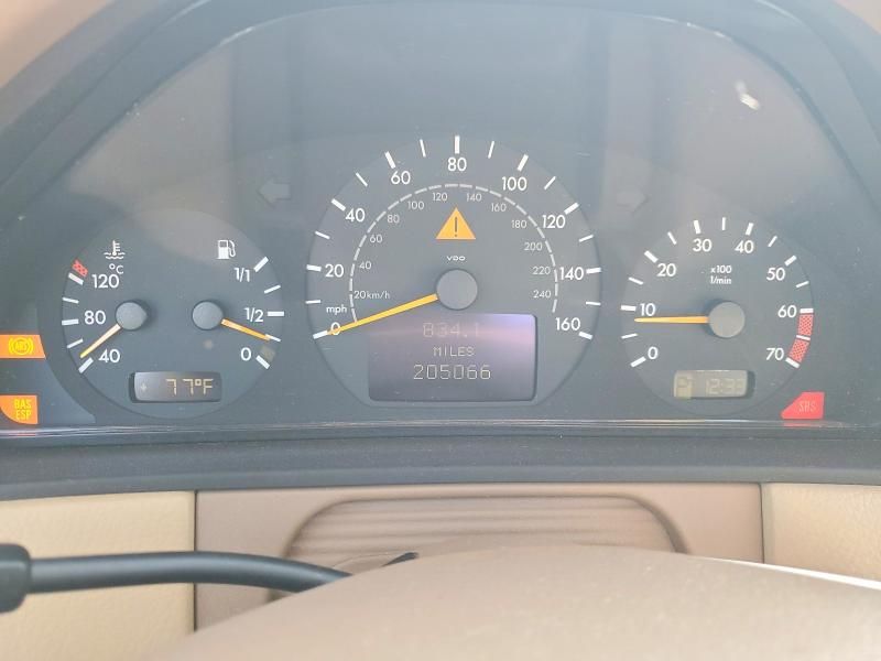 2000 Mercedes-Benz E 320 4matic
