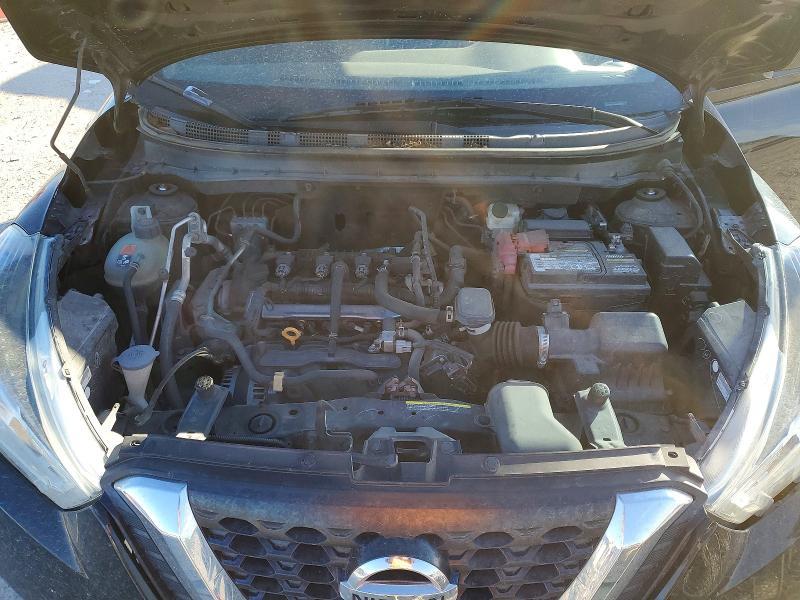 2018 Nissan Kicks s