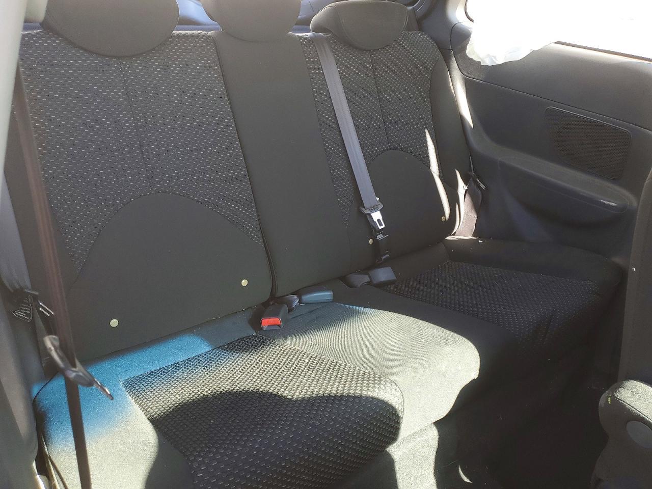 2010 Hyundai Accent Blue