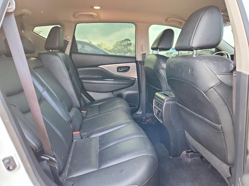 2018 Nissan Murano s