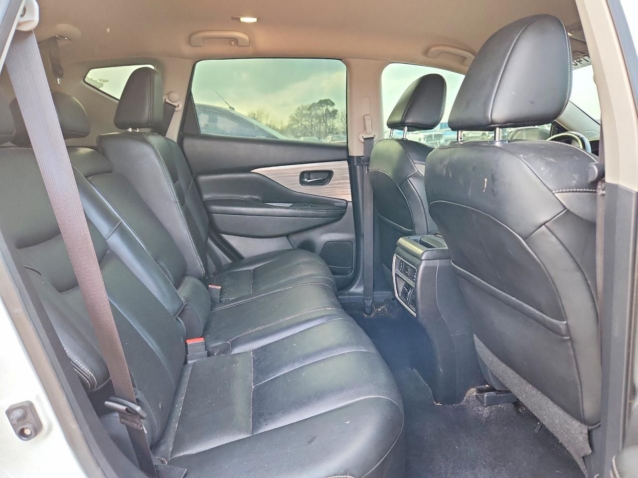 2018 Nissan Murano s