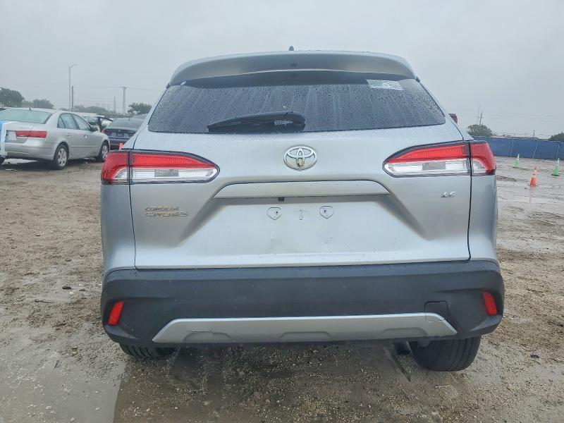 2025 Toyota Corolla Cross le