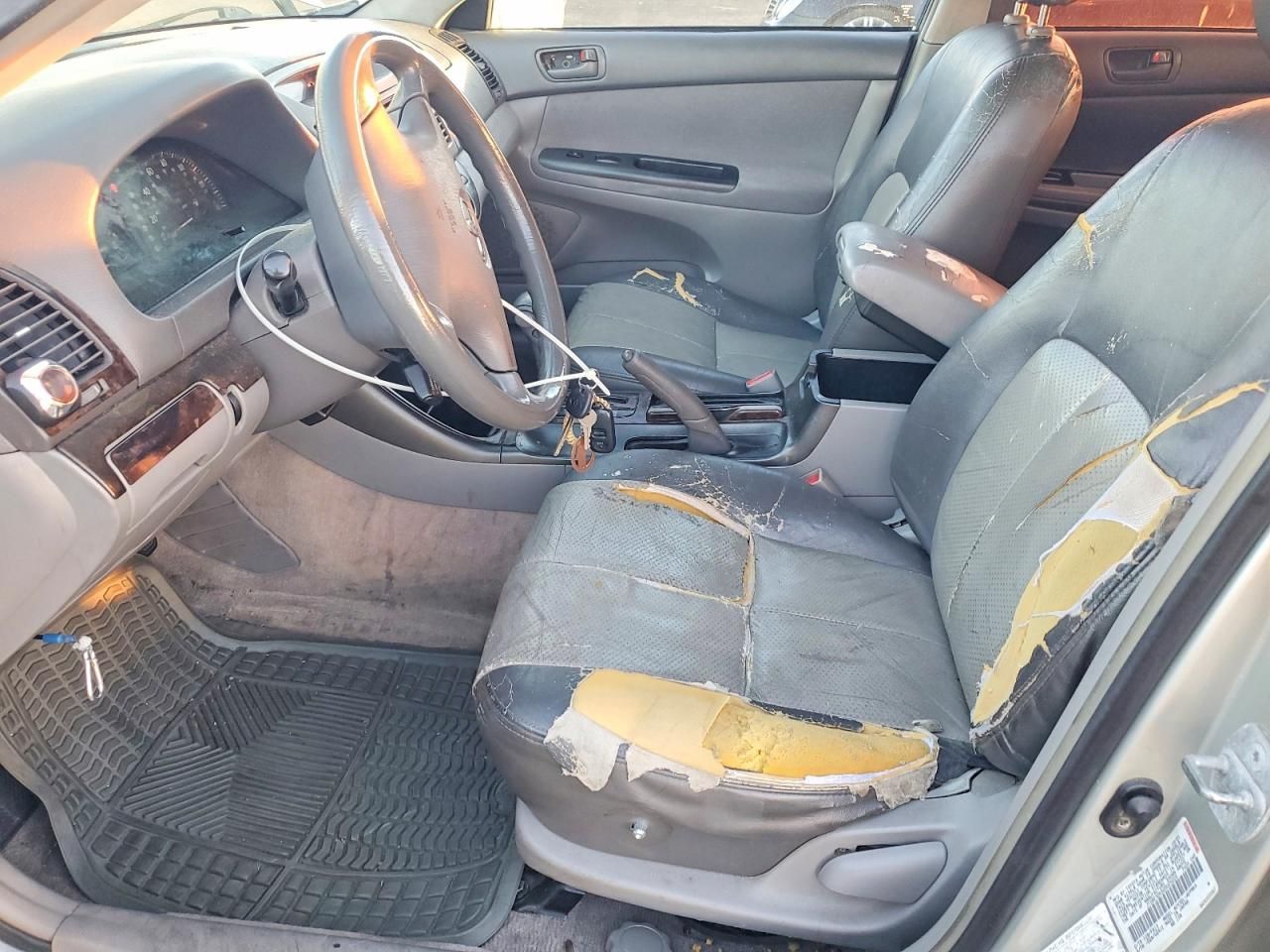 2002 Toyota Camry le