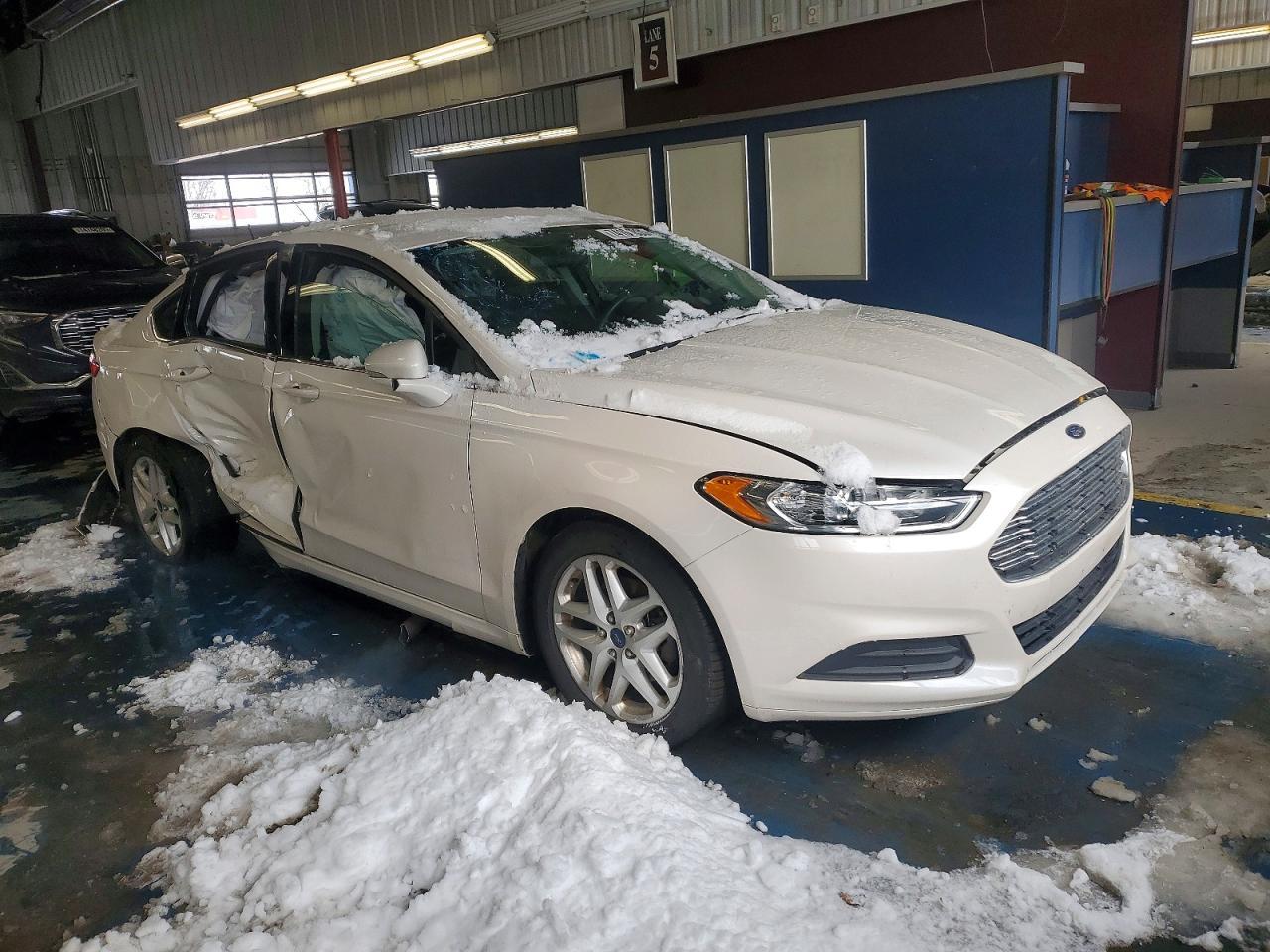 2016 Ford Fusion se