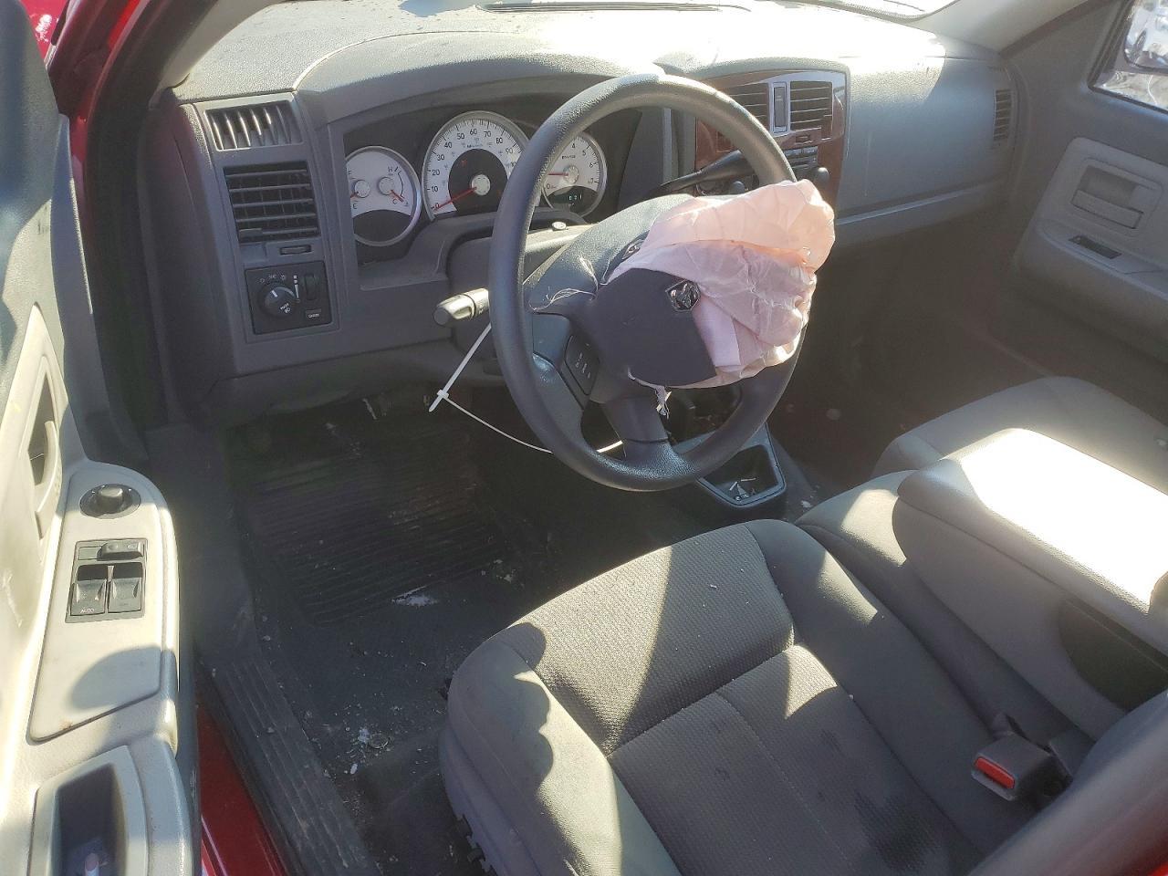 2005 Dodge Dakota SLT