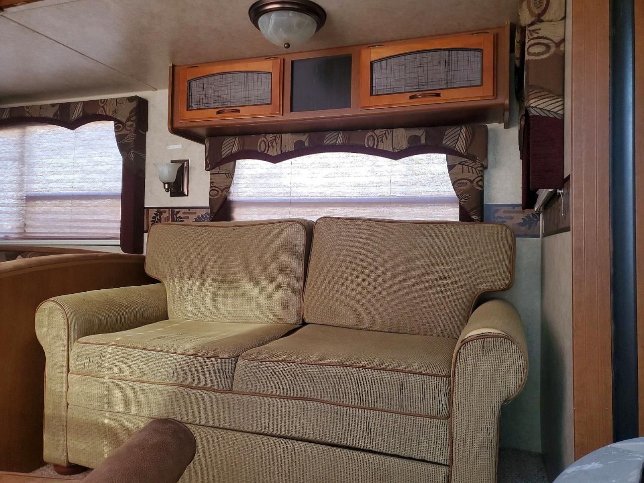 2012 Keystone 2012 Dutchman Springdale