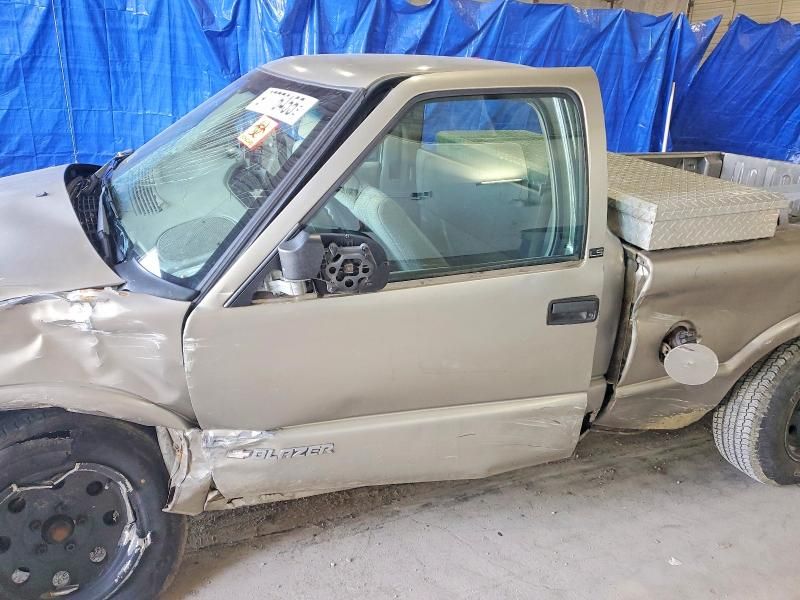 1999 Chevrolet S Truck S10
