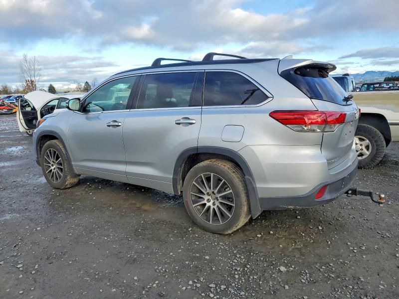 2018 Toyota Highlander se