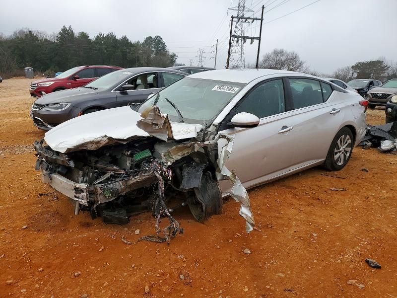 2019 Nissan Altima s