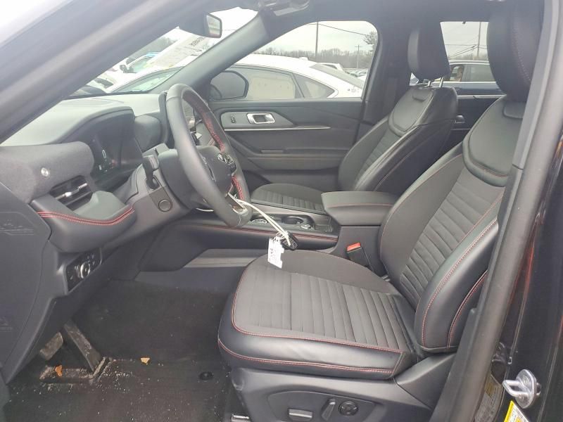 2025 Ford Explorer St-line