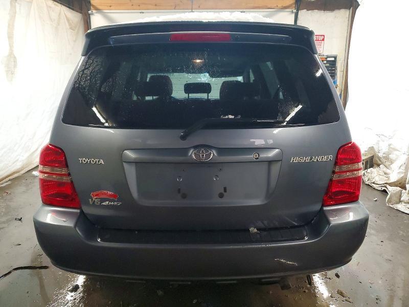 2002 Toyota Highlander Base