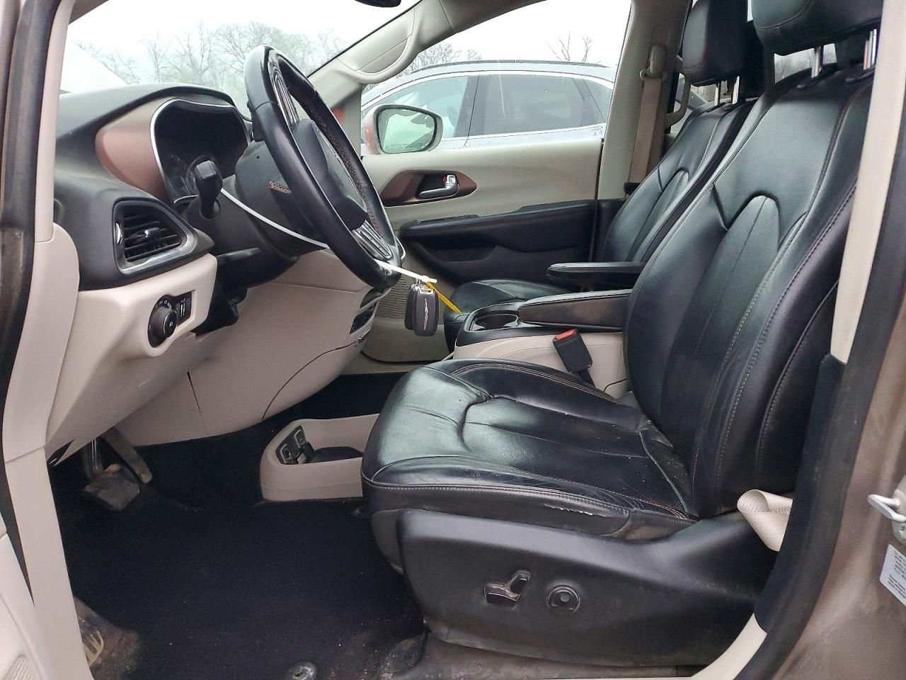 2017 Chrysler Pacifica Touring l Plus