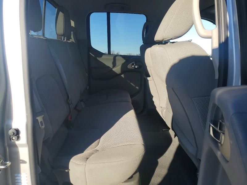 2019 Nissan Frontier s