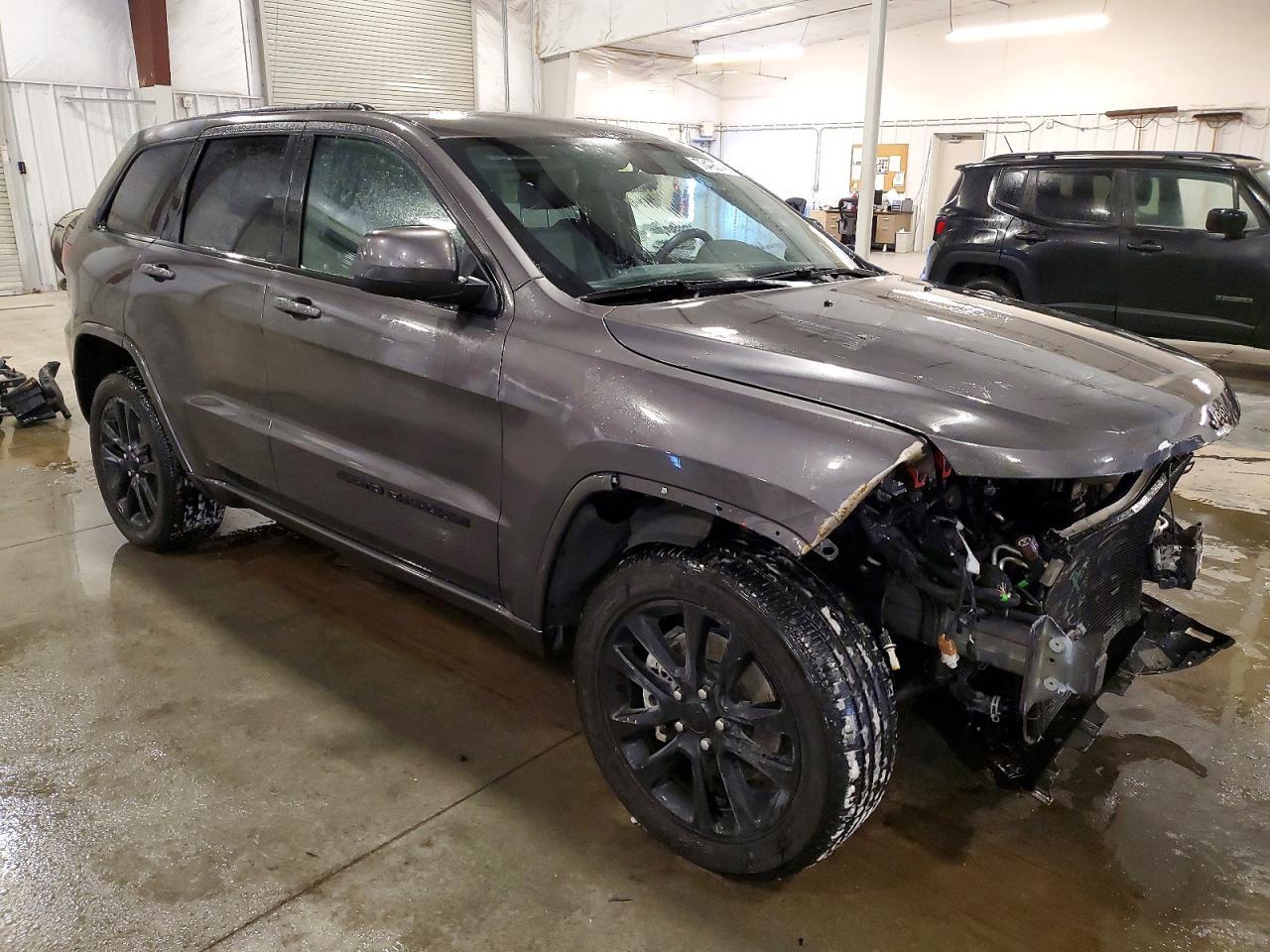 2021 Jeep Grand Cherokee Laredo