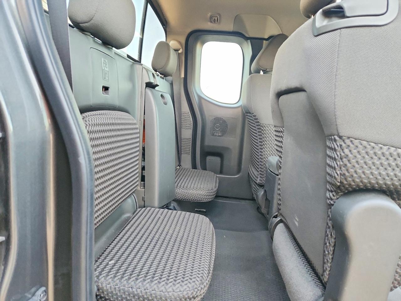2007 Nissan Frontier King cab le