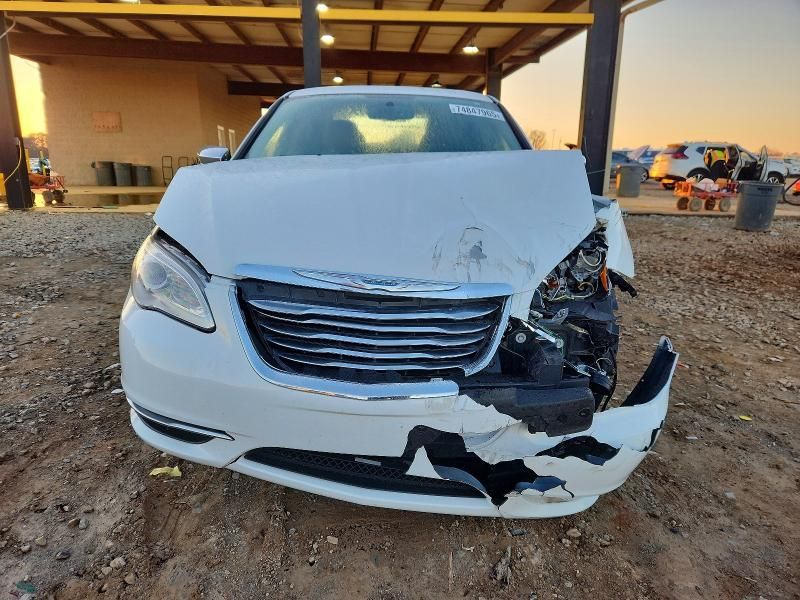 2012 Chrysler 200 Limited