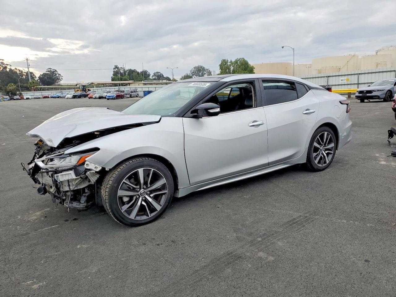 2019 Nissan Maxima s