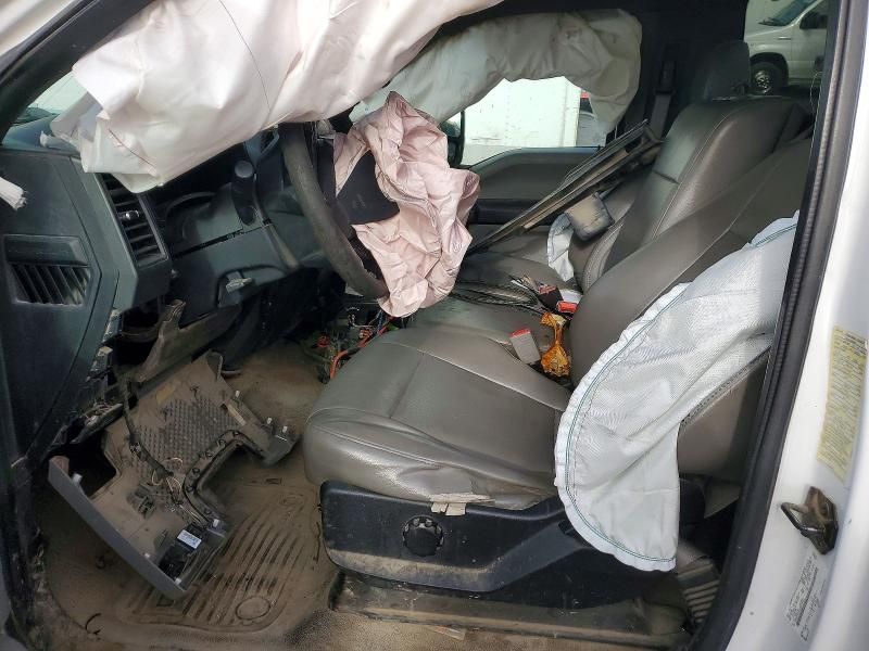 2019 Ford F550 Super Duty ROLL-OFF Container Truck