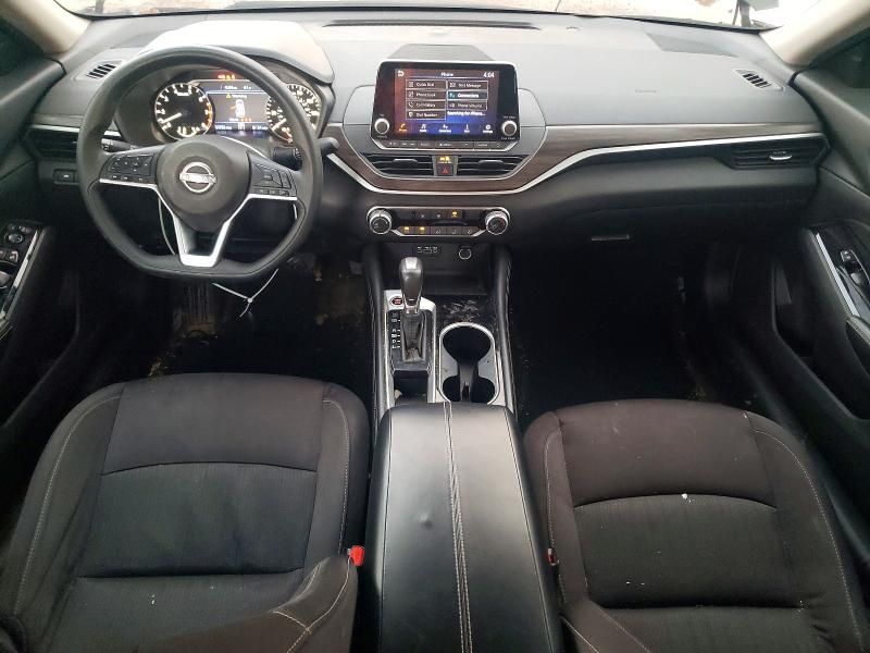 2023 Nissan Altima sv