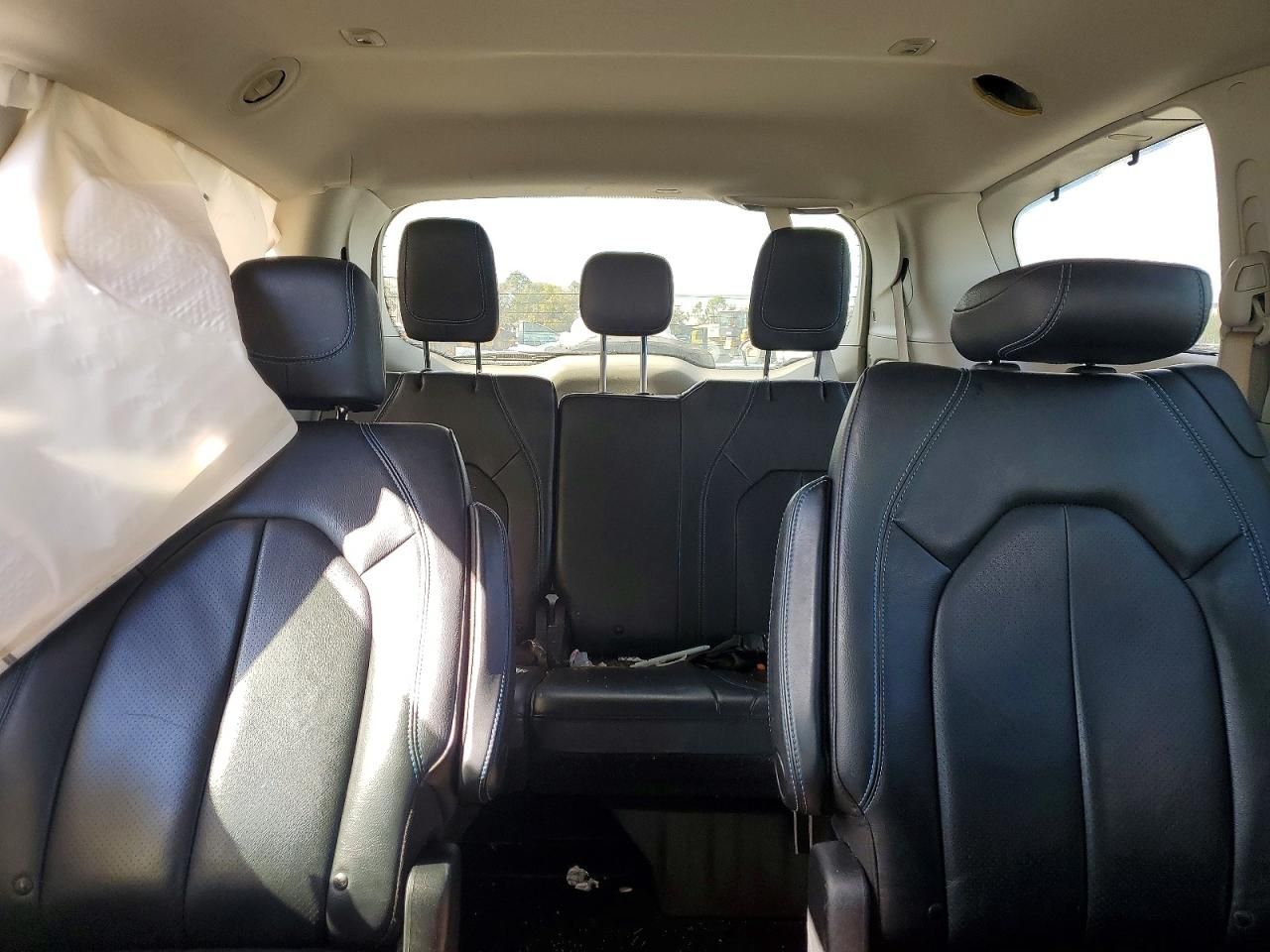 2021 Chrysler Pacifica Touring l