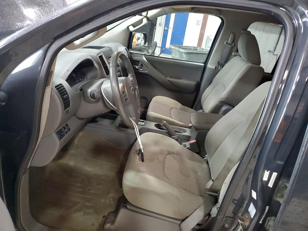 2013 Nissan Frontier s