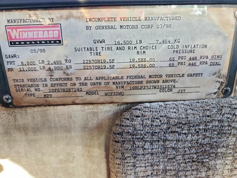 1998 Winnebago Brave Recreational Vehicle