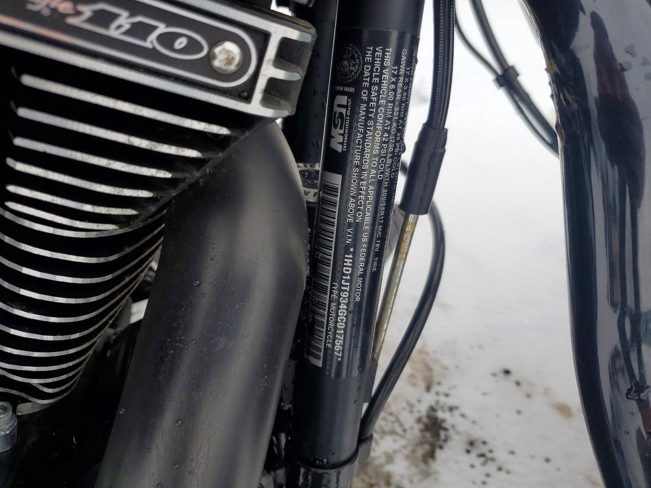 2016 Harley-Davidson Flstfbs