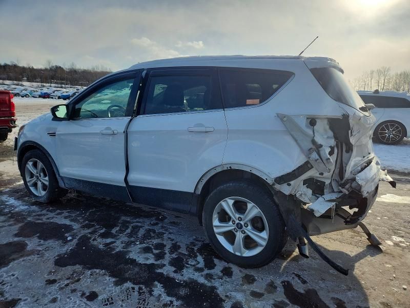 2015 Ford Escape se