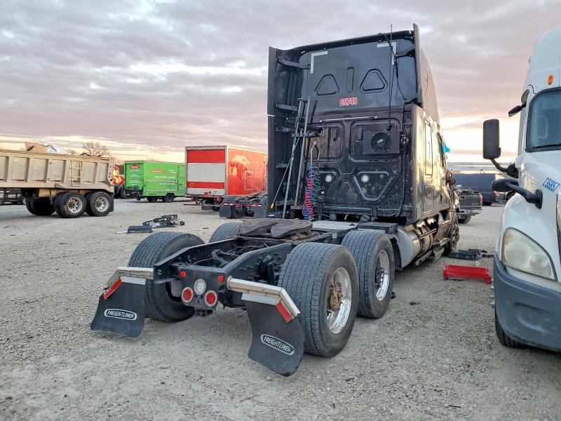 2021 Freightliner Cascadia 126 Semi Truck