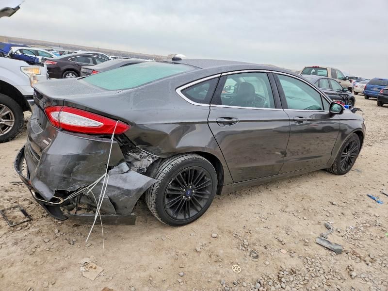 2016 Ford Fusion se