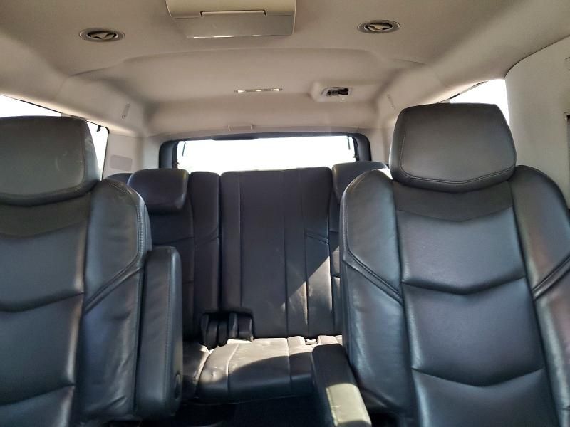 2017 Cadillac Escalade esv Luxury