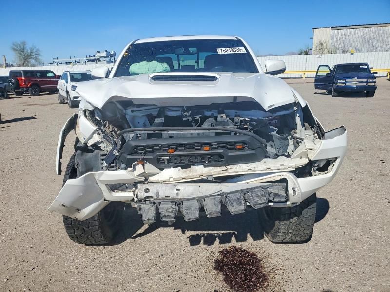 2016 Toyota Tacoma Double cab