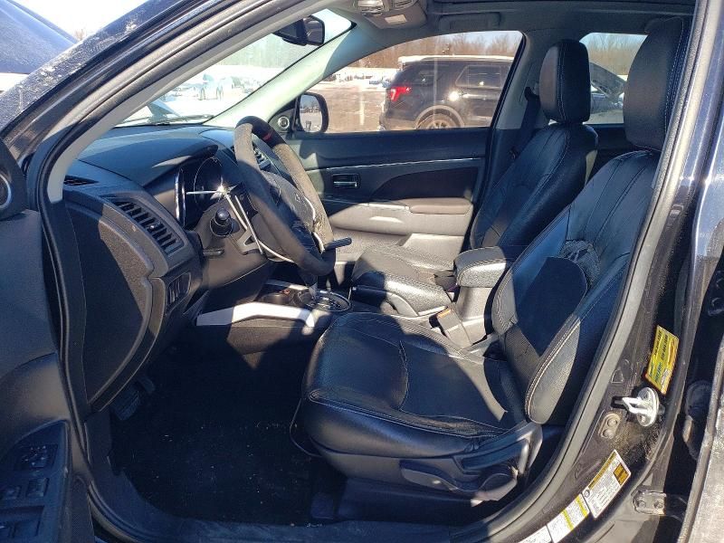 2013 Mitsubishi Outlander Sport se