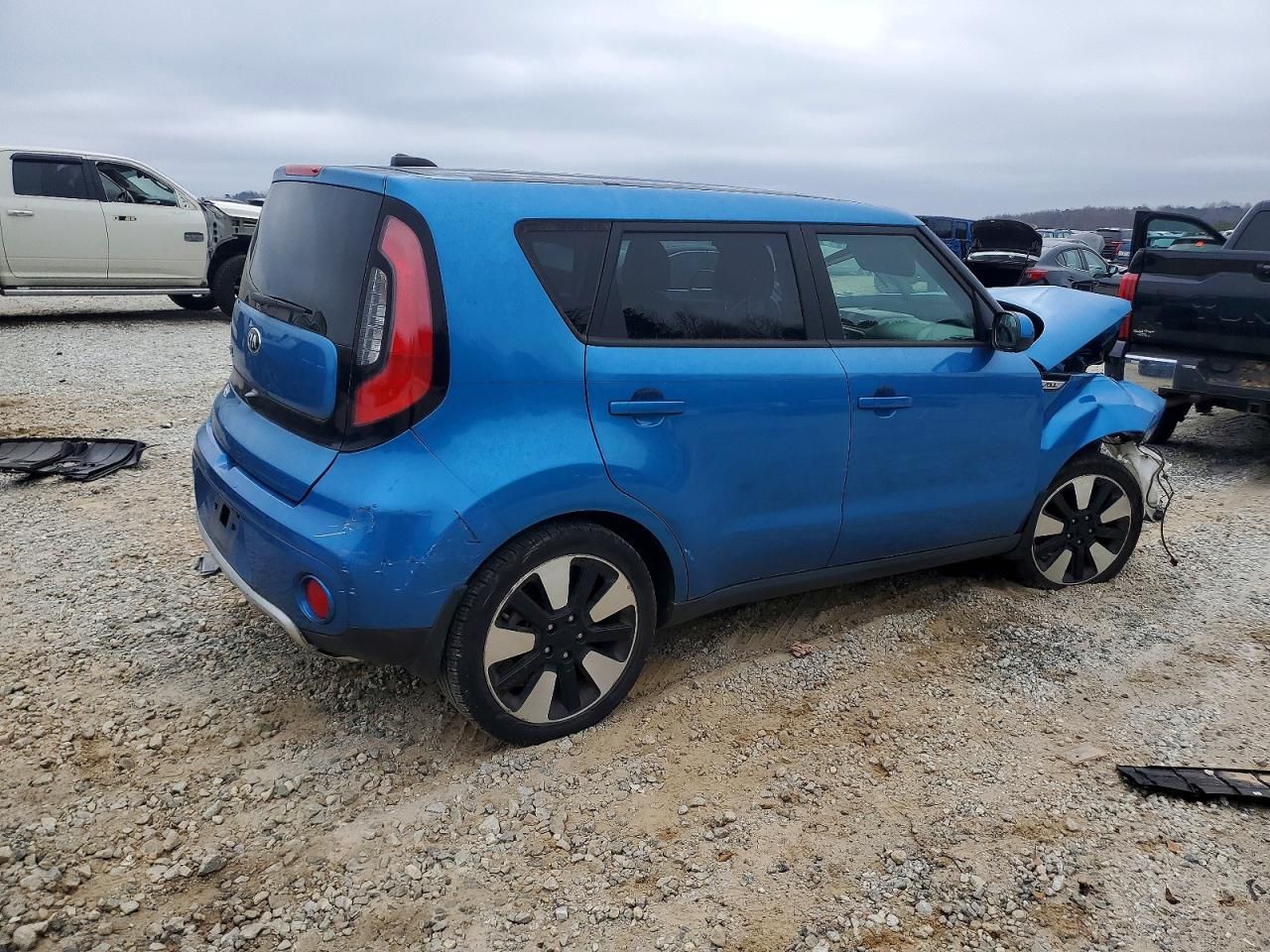 2017 KIA Soul +