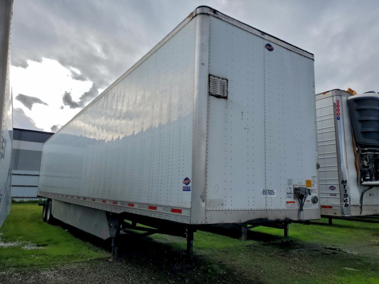 2020 Utility VS2DX DRY Van Trailer