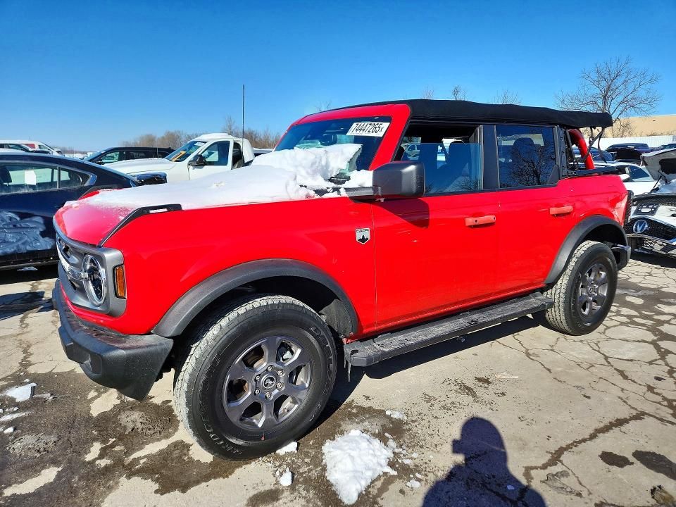 2023 Ford Bronco Base