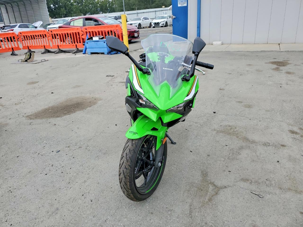 2025 Kawasaki EX500 A