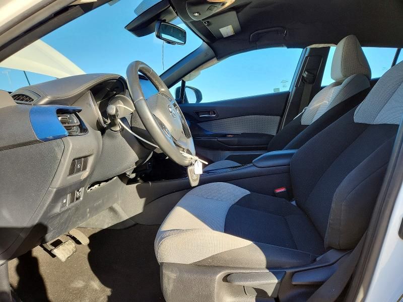 2019 Toyota C-hr xle